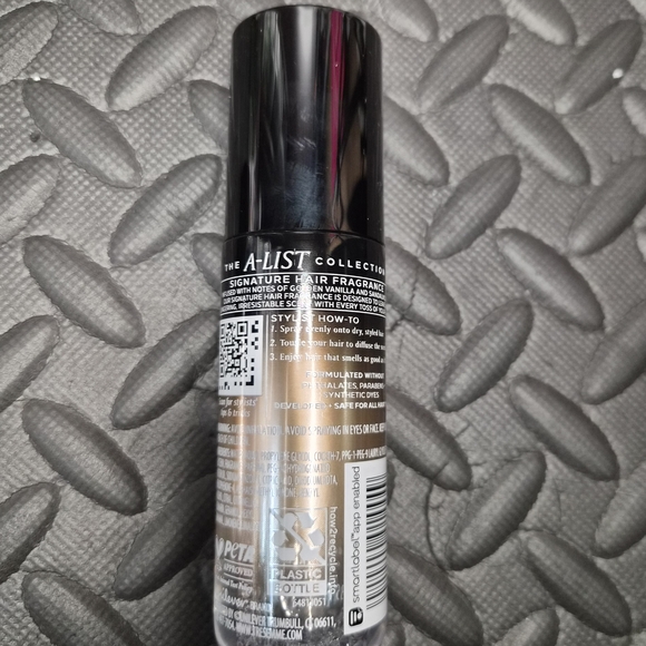 TRESemmé Hair Fragrance Mist – Golden Peach Vanilla Sandalwood (Set of 2) - Picture 3 of 3